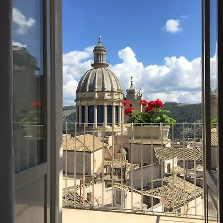 瑞雷伊尔大教堂旅馆 3* 拉古萨
